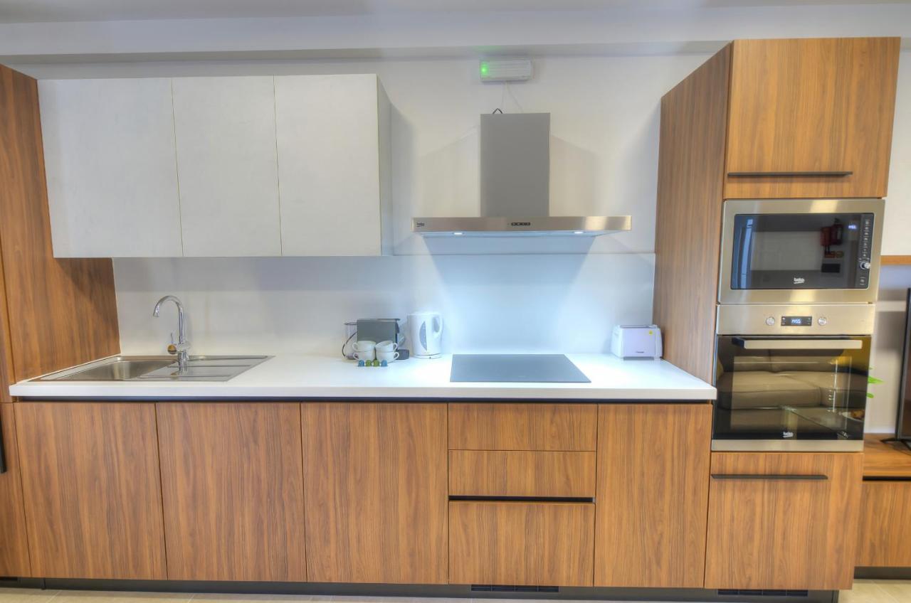 Spacious And Tastefully Furnished 2 Bedroom Apartment Ddif1-3 Gzira Buitenkant foto